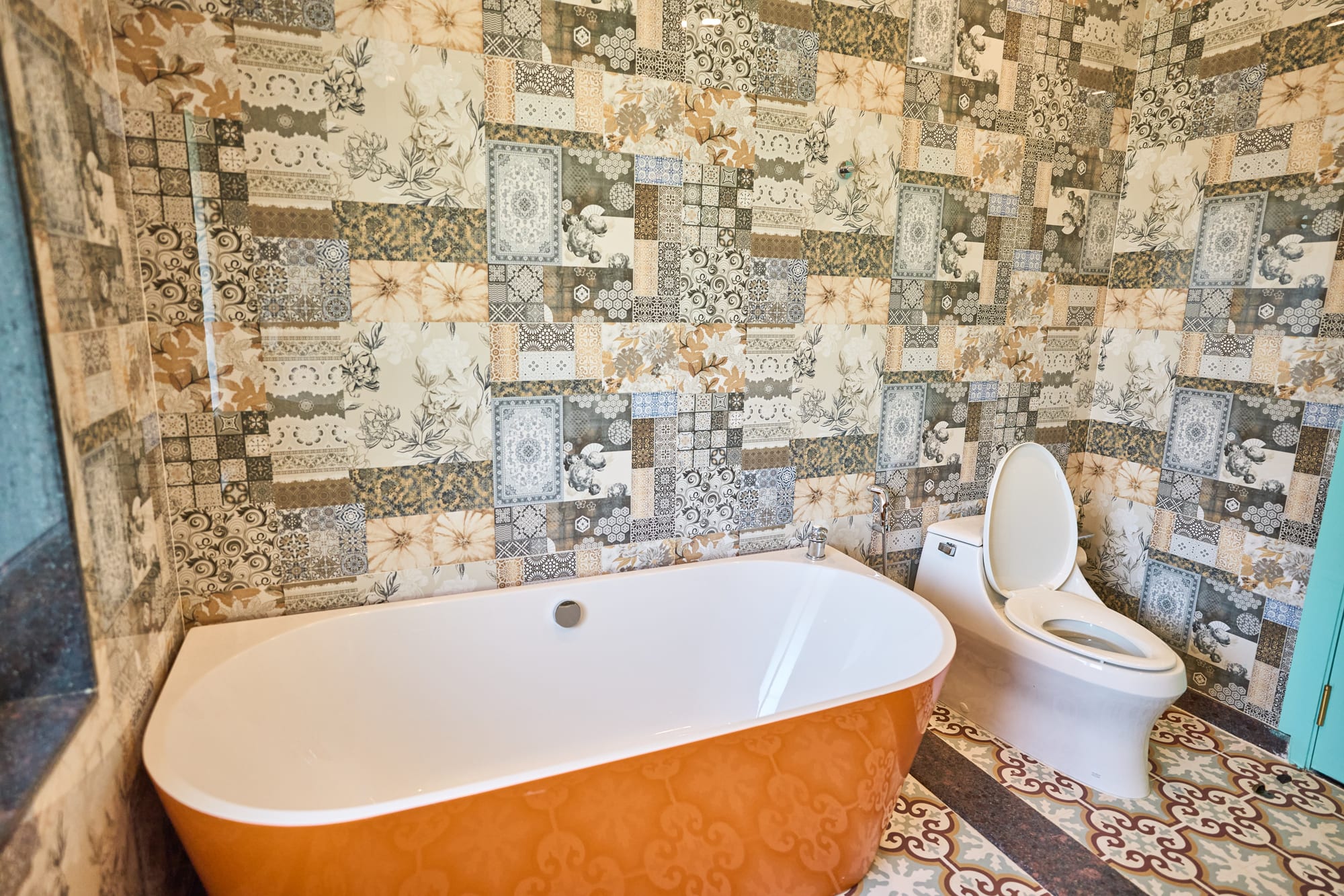 A Premium Room's bath