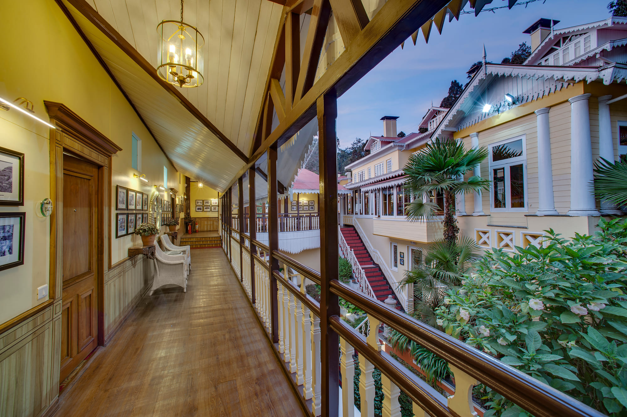 The exterior walkway