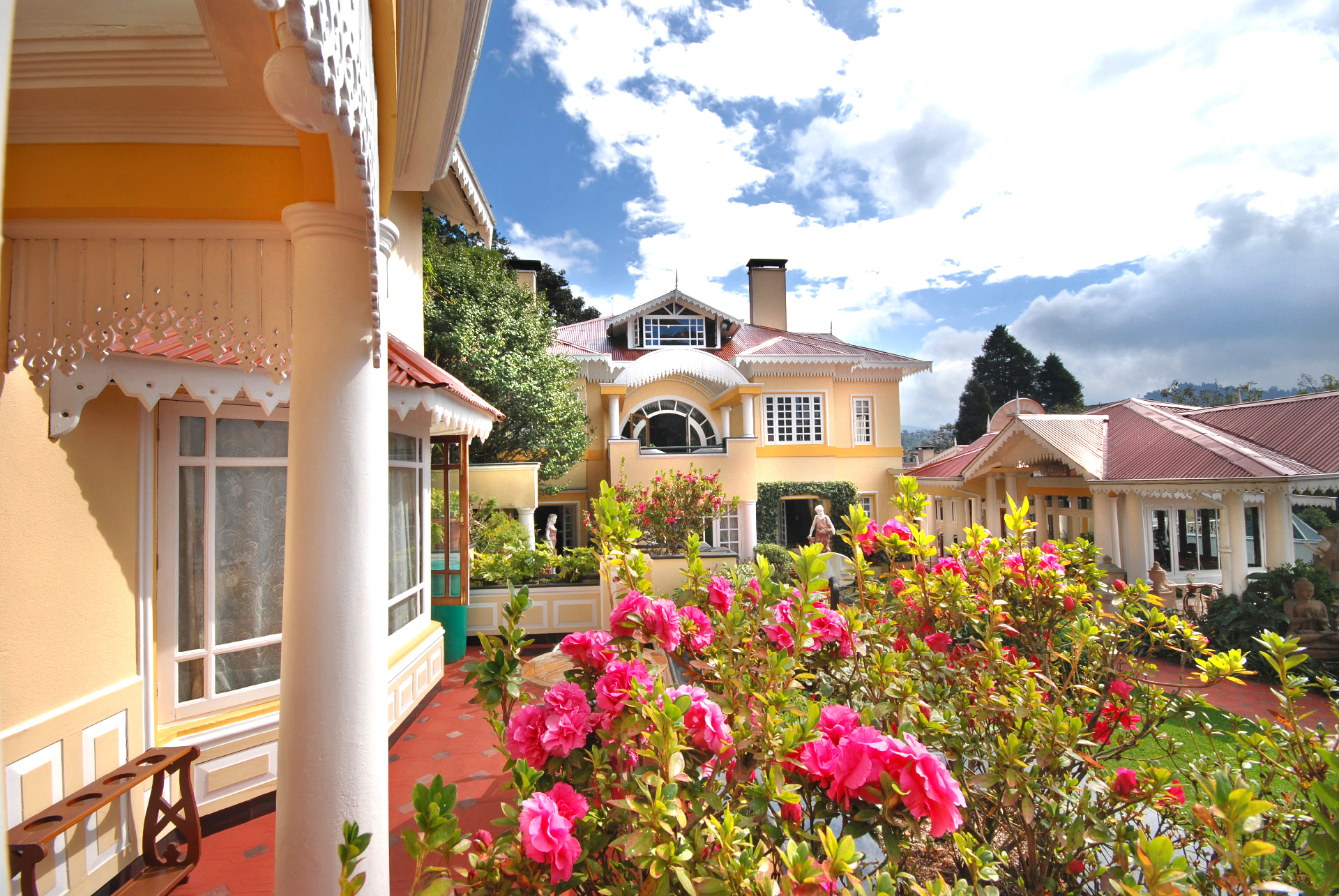 MAYFAIR Hill Resort, Darjeeling, the bungalow opposite the Governor's House