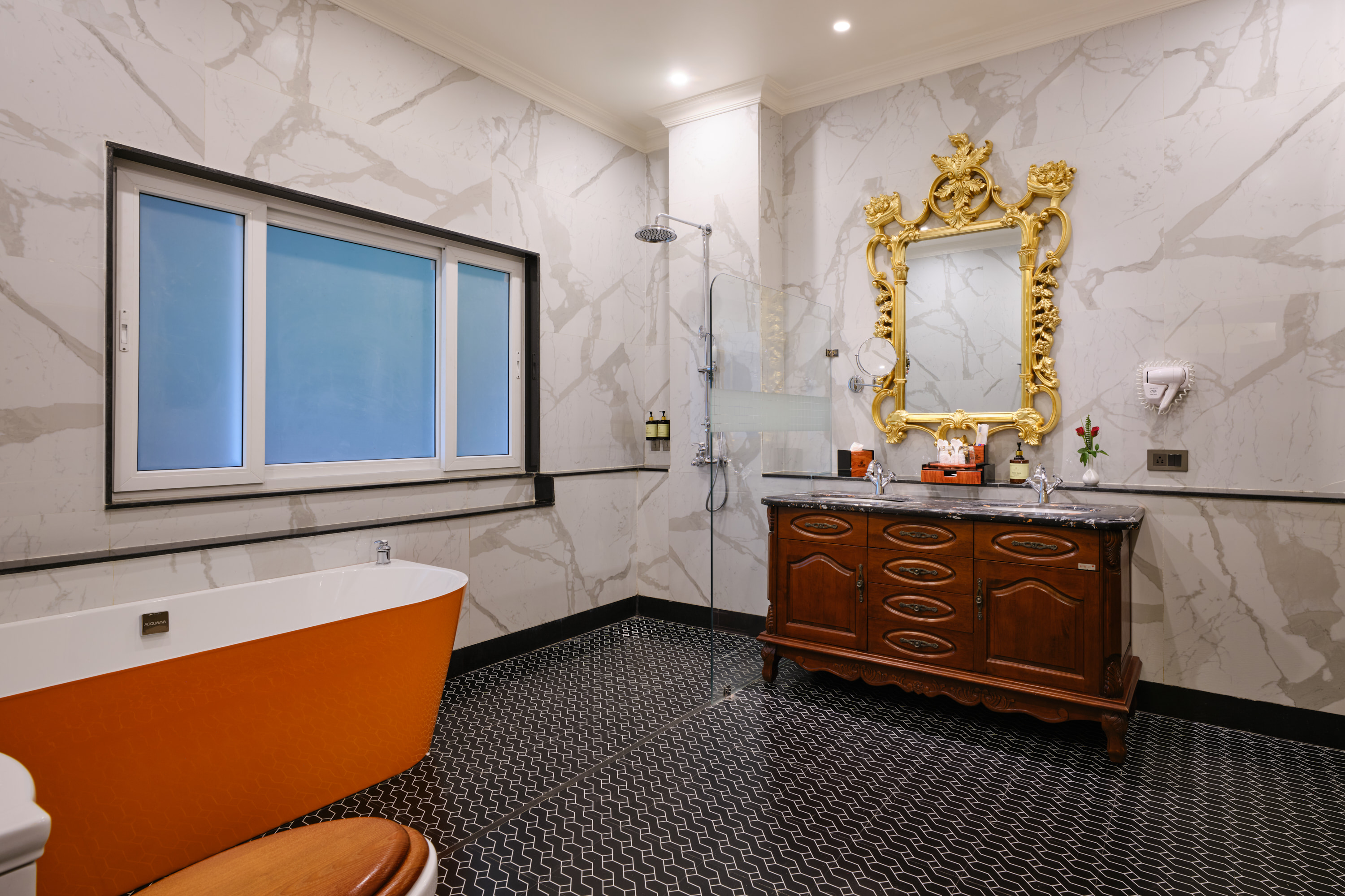 Family Suite — view 5