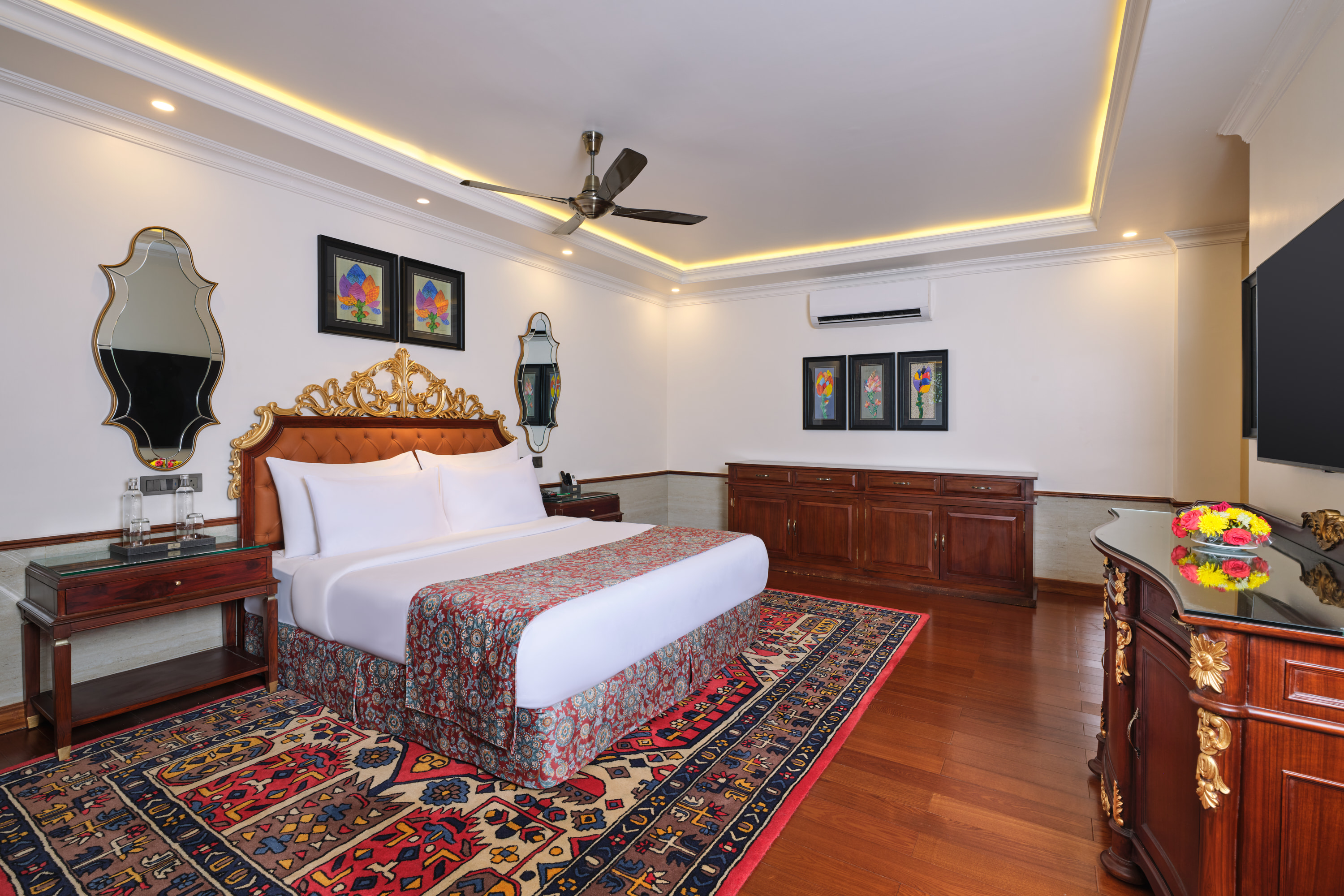 Royal Villa — view 2