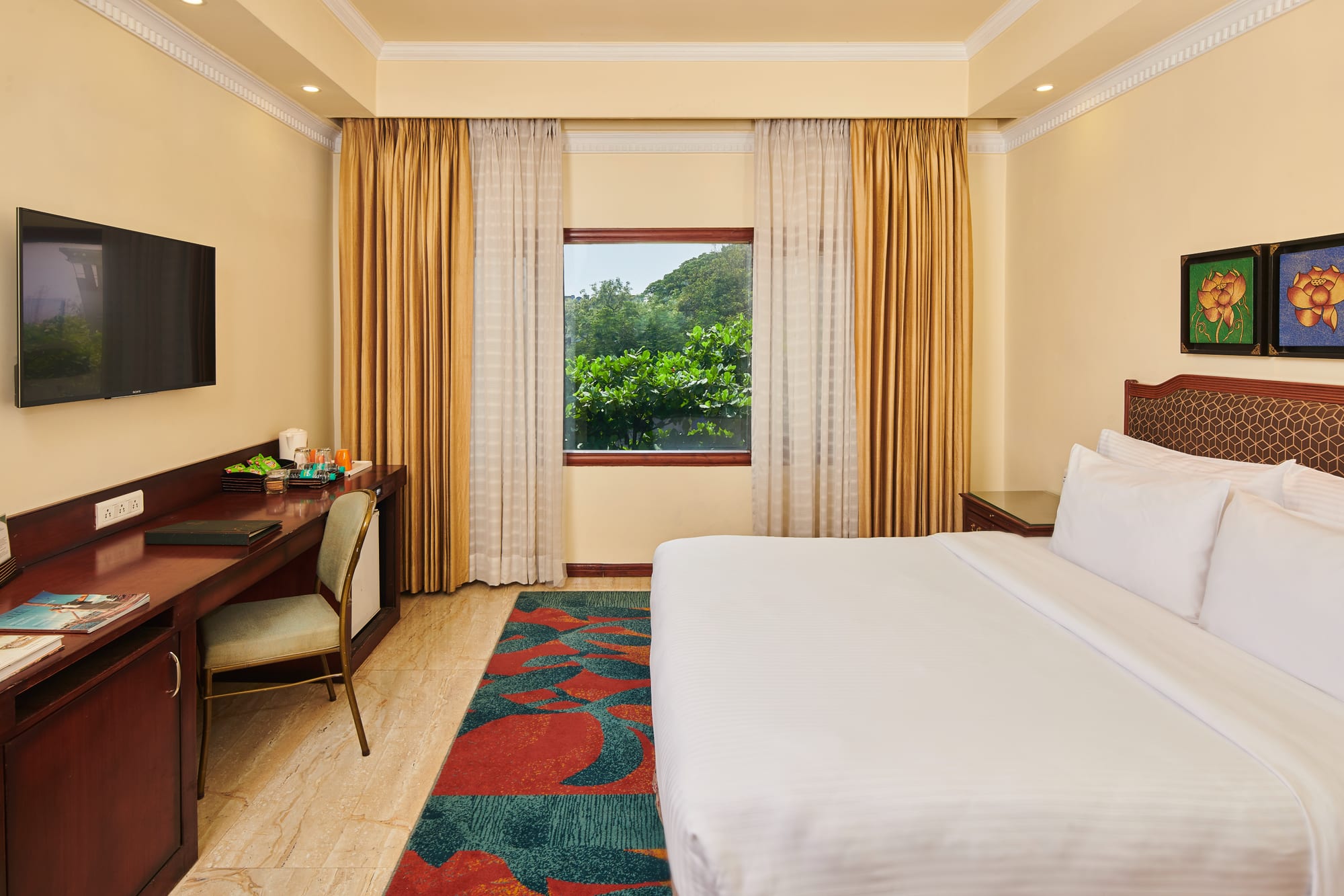 Executive Room