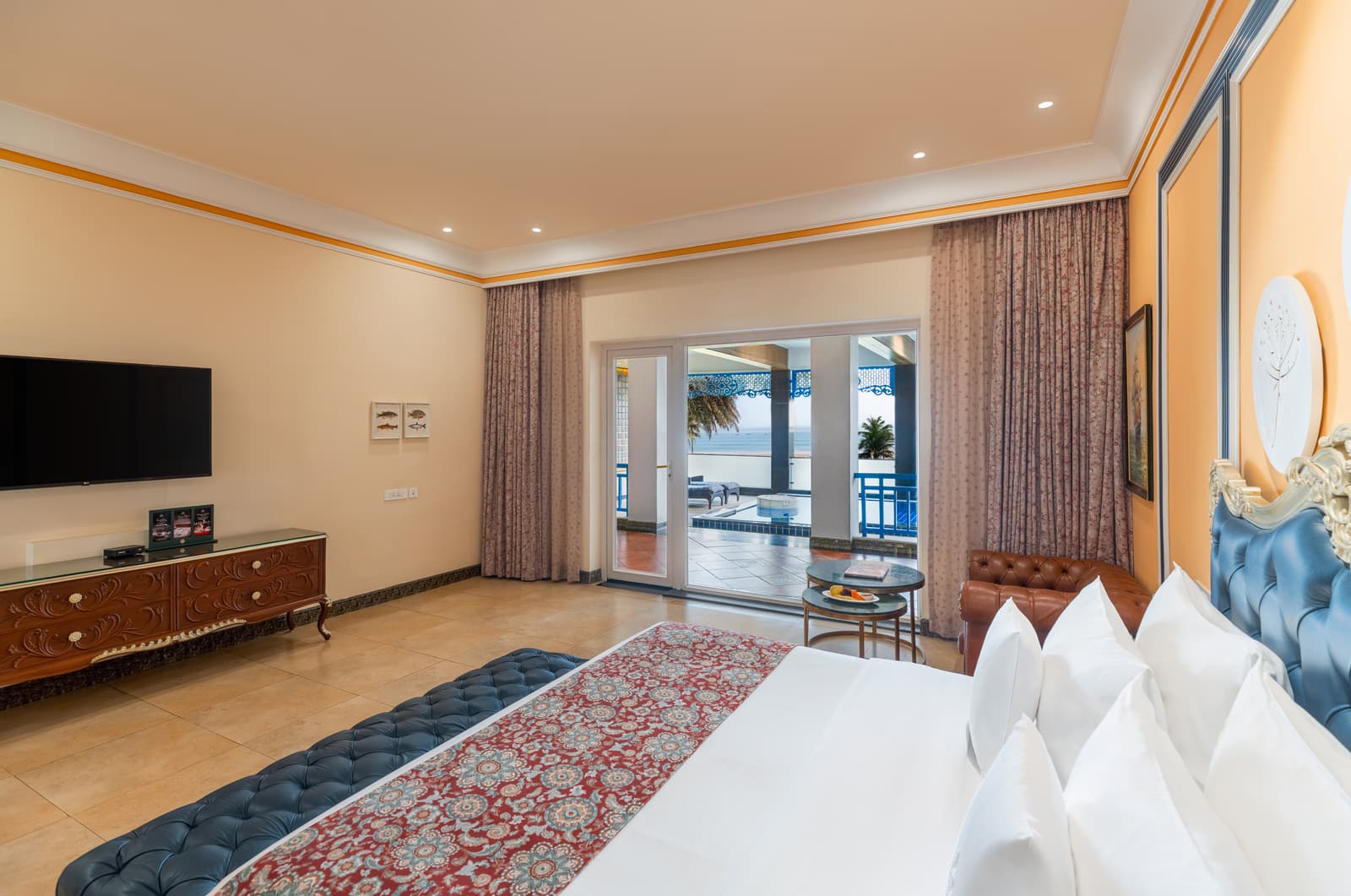 Premium Suite — view 2