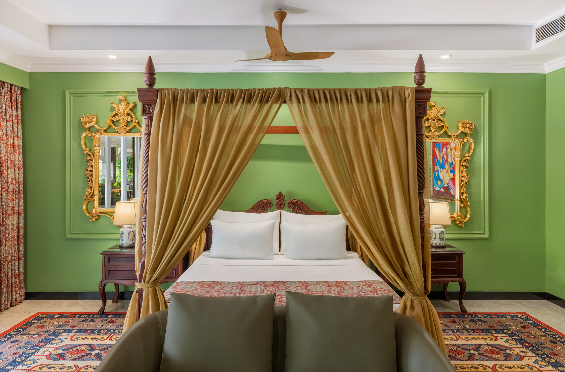 Presidential Villa — view 3