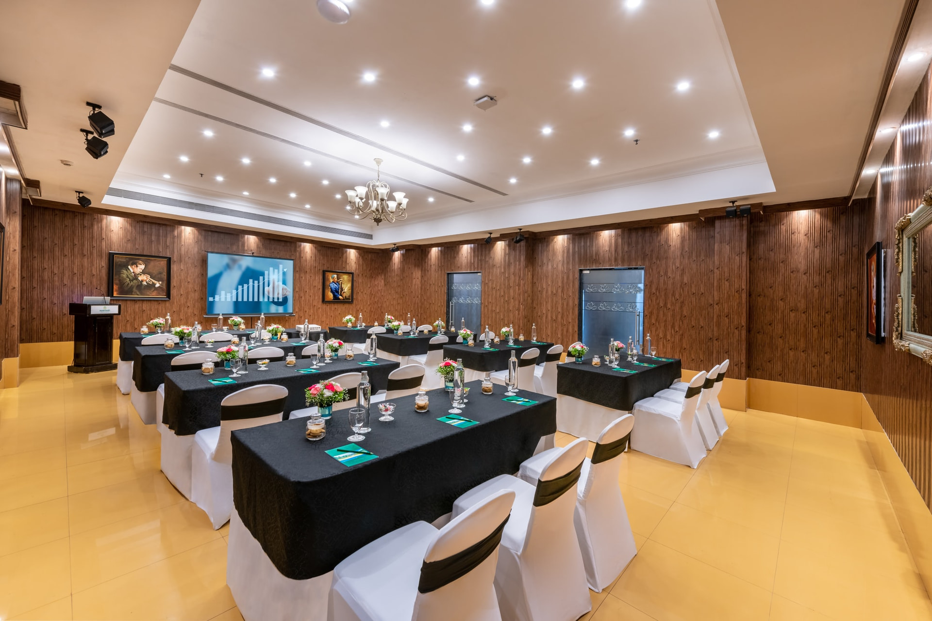 camelia small tables in banquet hall-Mayfair Lagoon, Bhubaneswar