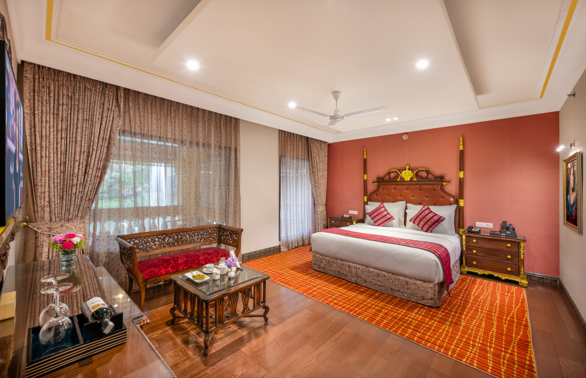 Deluxe Suite