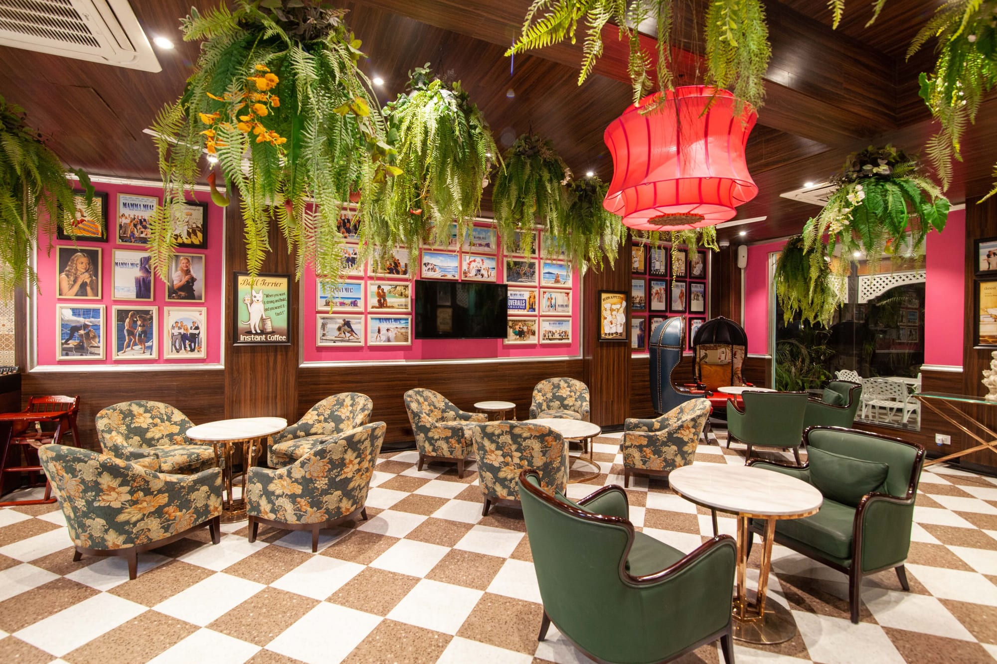 The All-Day Restaurant