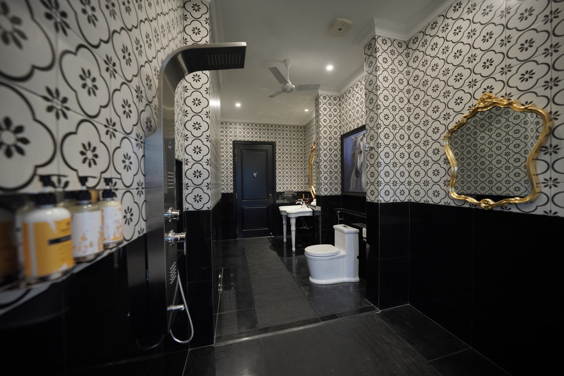 Sukna Suite — view 3